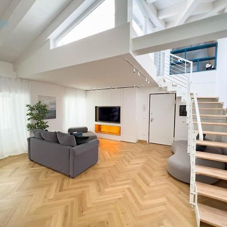 Apartamento Tarabochia 8 Tirabora Short Rent Trieste Exterior foto
